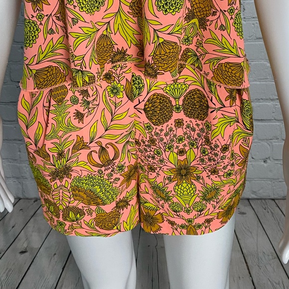 H&M FLORAL CREPE WOVEN FABRIC SHORT JUMPSUIT - Picture 4 of 12